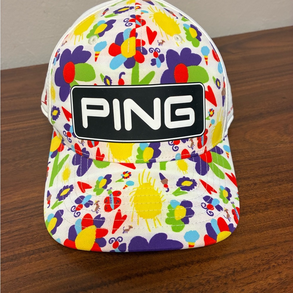 Ping Clubs of Paradise Floral Printed Golf Hat flexfit 110 limited edition. Rare